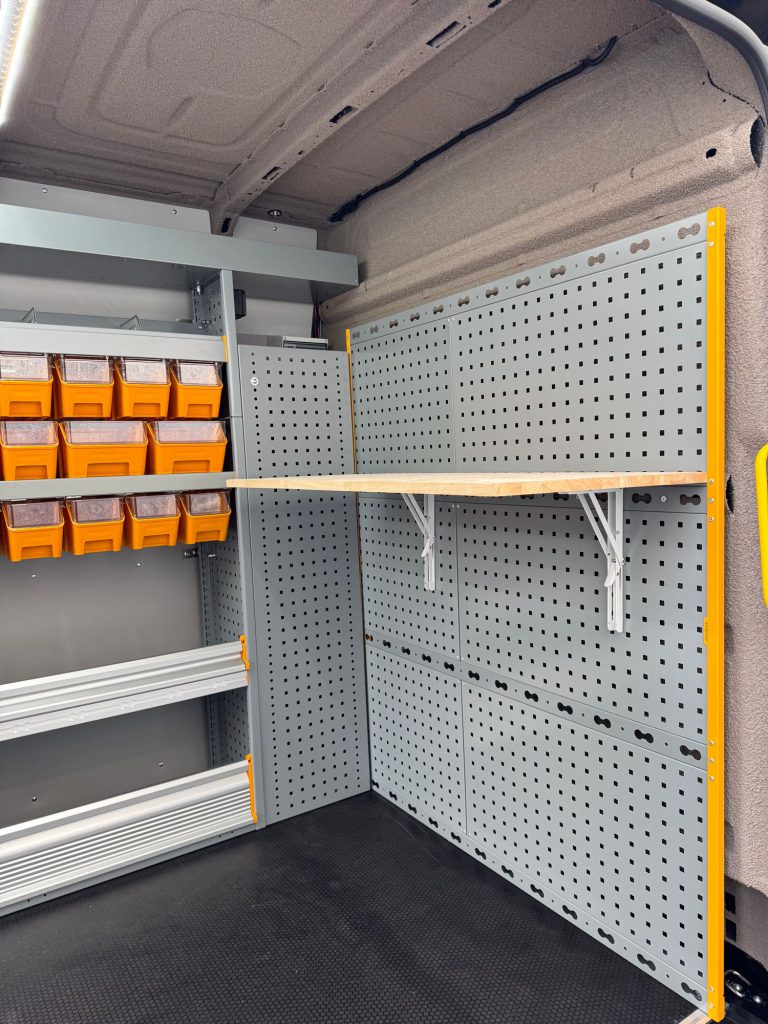 Modules voor bedrijfswageninrichting