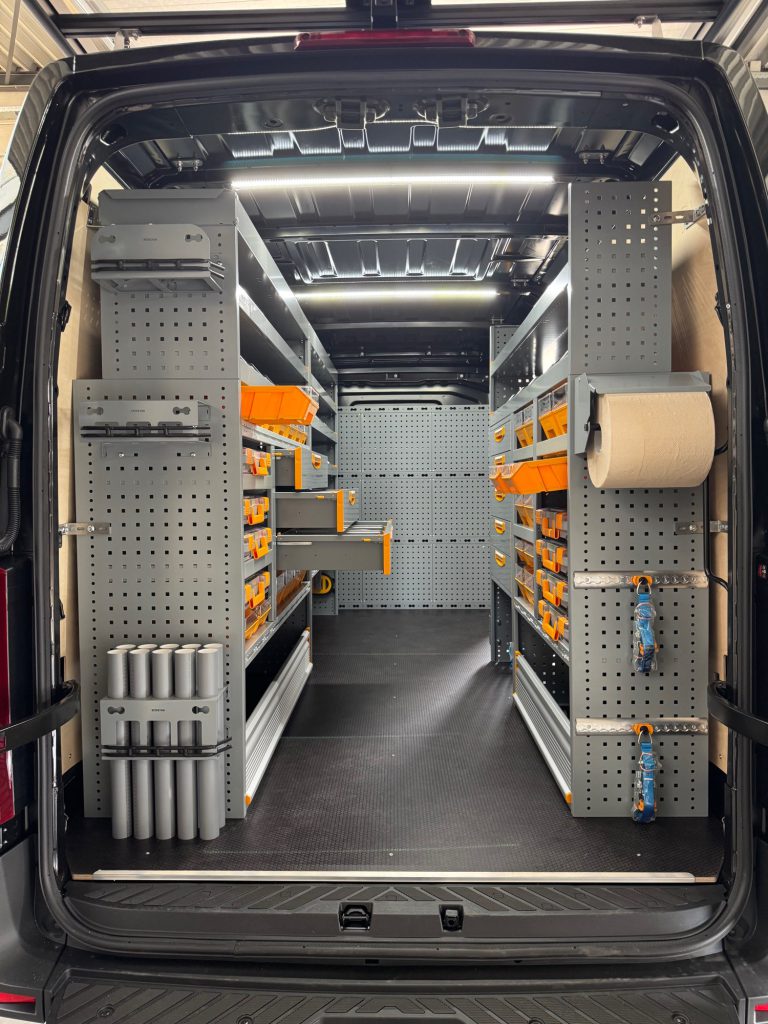 Modules voor bedrijfswageninrichting