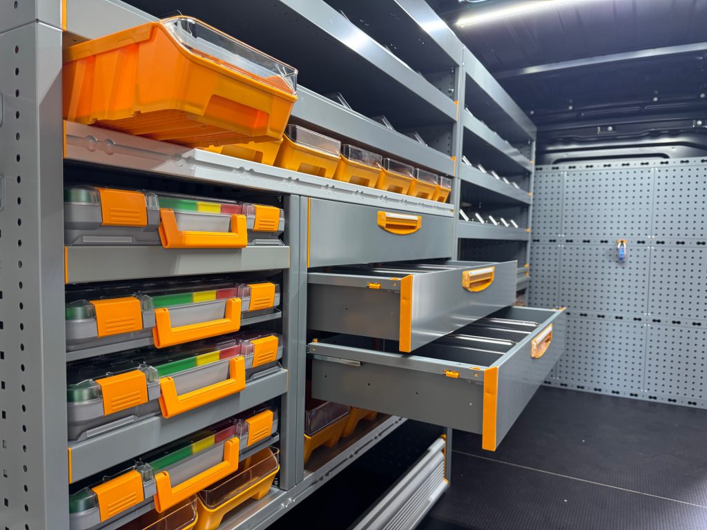 Modules voor bedrijfswageninrichting